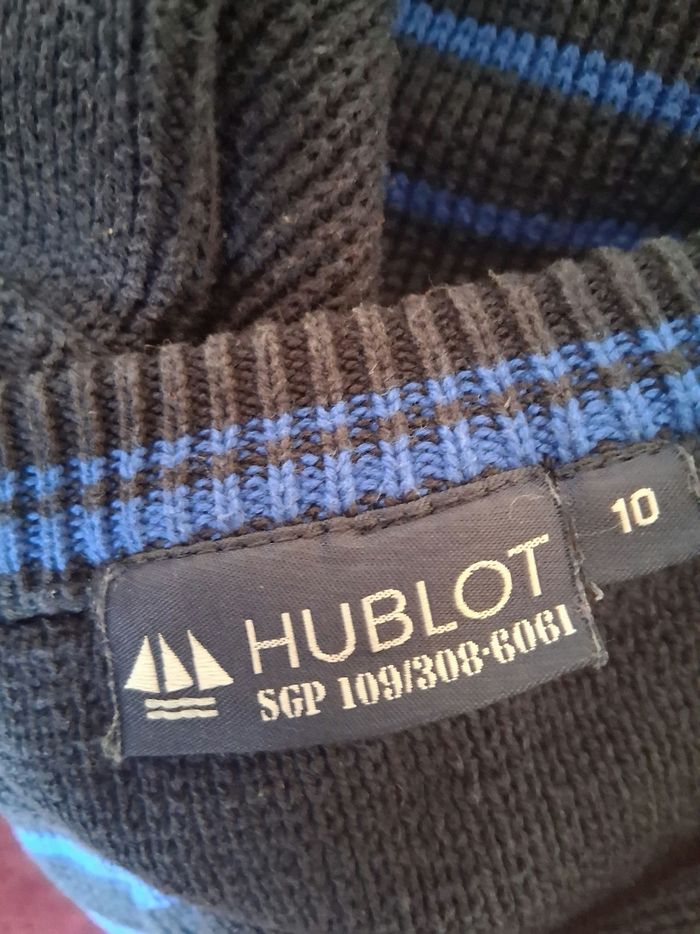 Pull enfant hublot taille 8ans