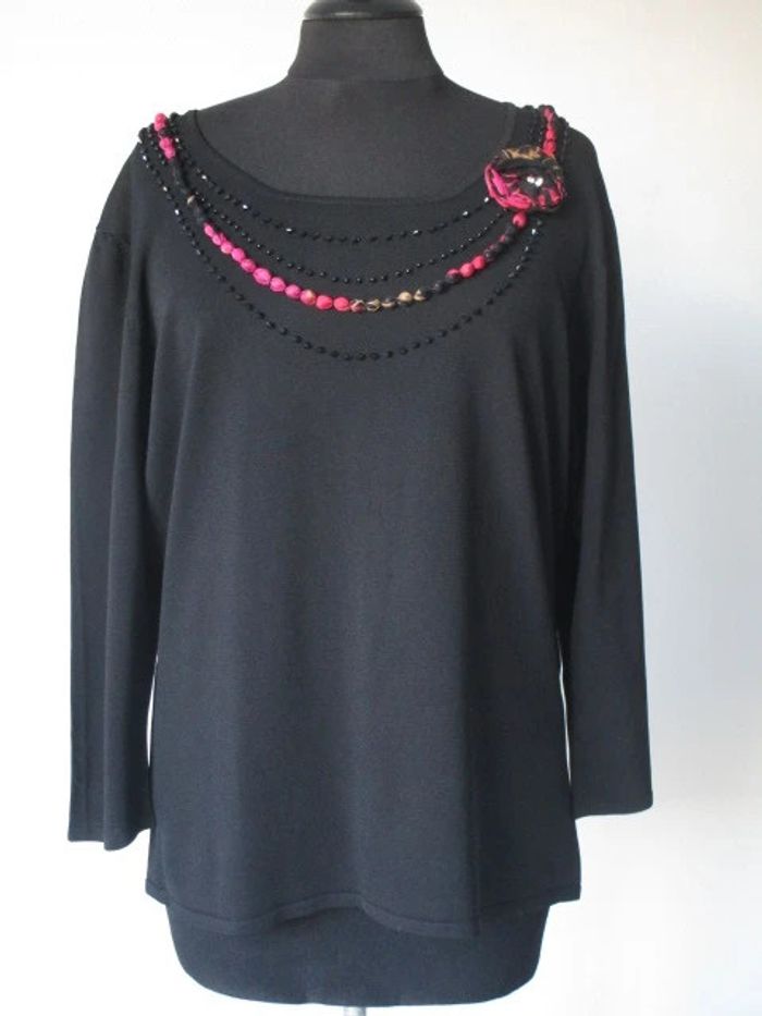 Pull noir Un Jour Ailleurs 44 TBE - photo numéro 2