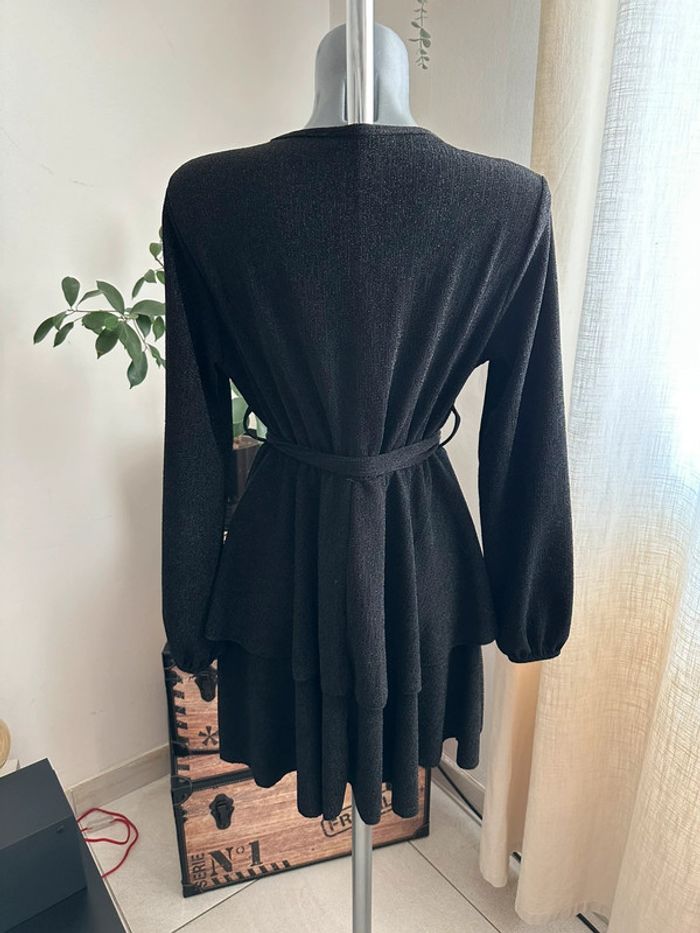 Robe noire brillante - photo numéro 11