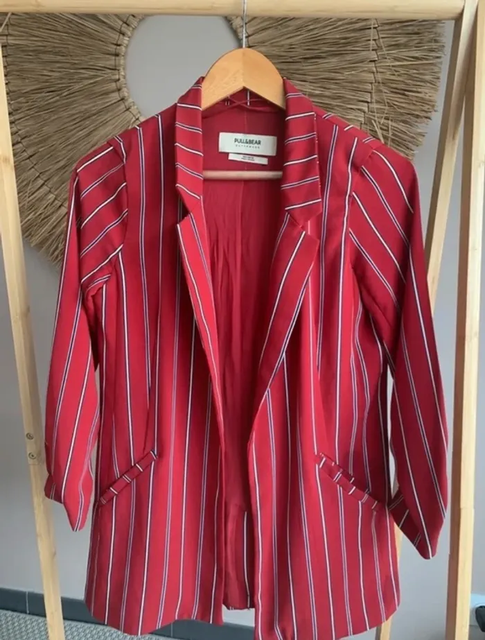 Blazer rayé Pull and Bear - photo numéro 3