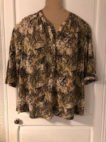 AN78: Blouse imprimée multicolore T48 portée 1 fois