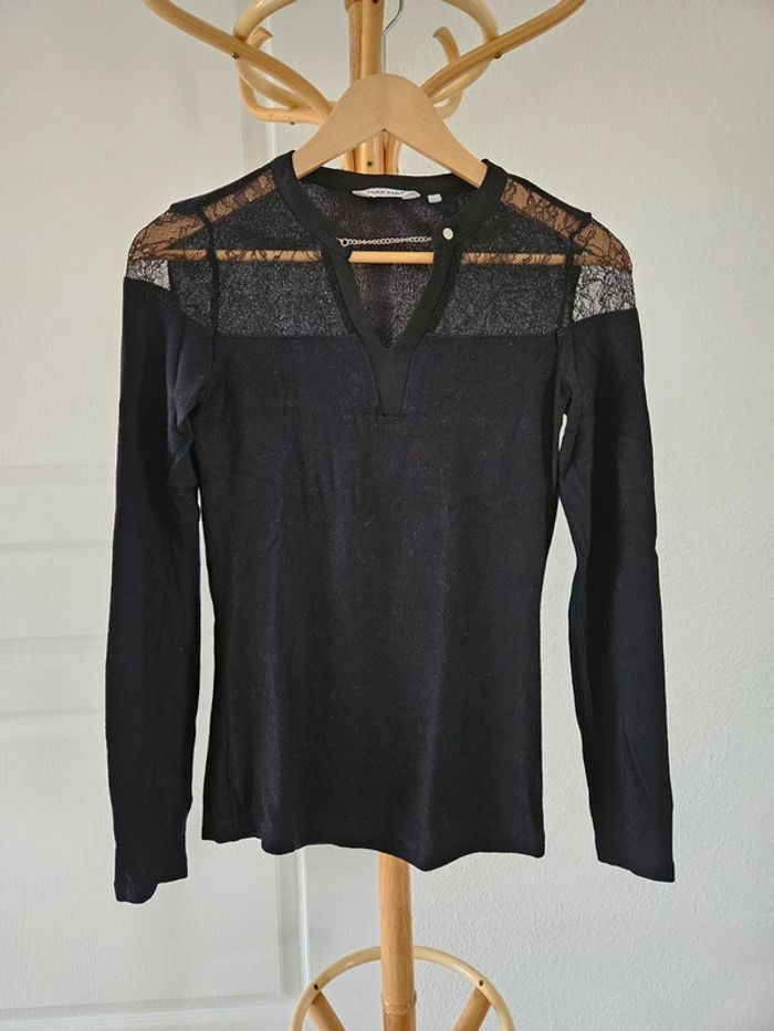 Pull noir taille 34 Naf Naf
