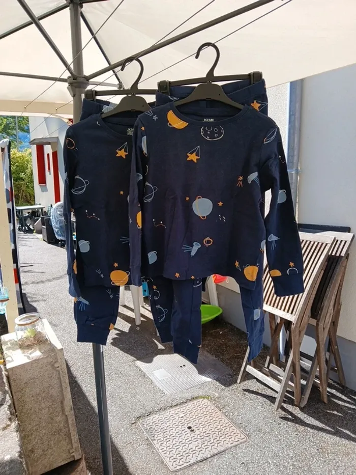 Lot pyjamas jumeaux