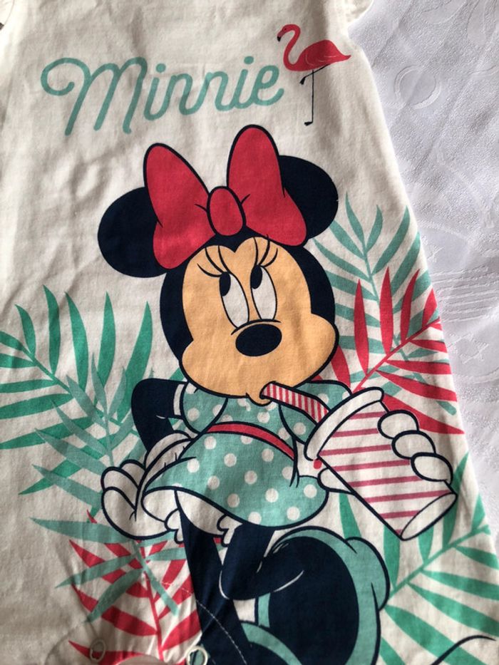 Combi court 3 mois Minnie neuf - photo numéro 2