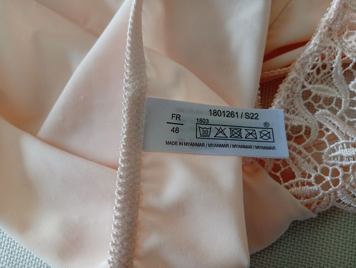 Culotte T48 neuve - photo numéro 5
