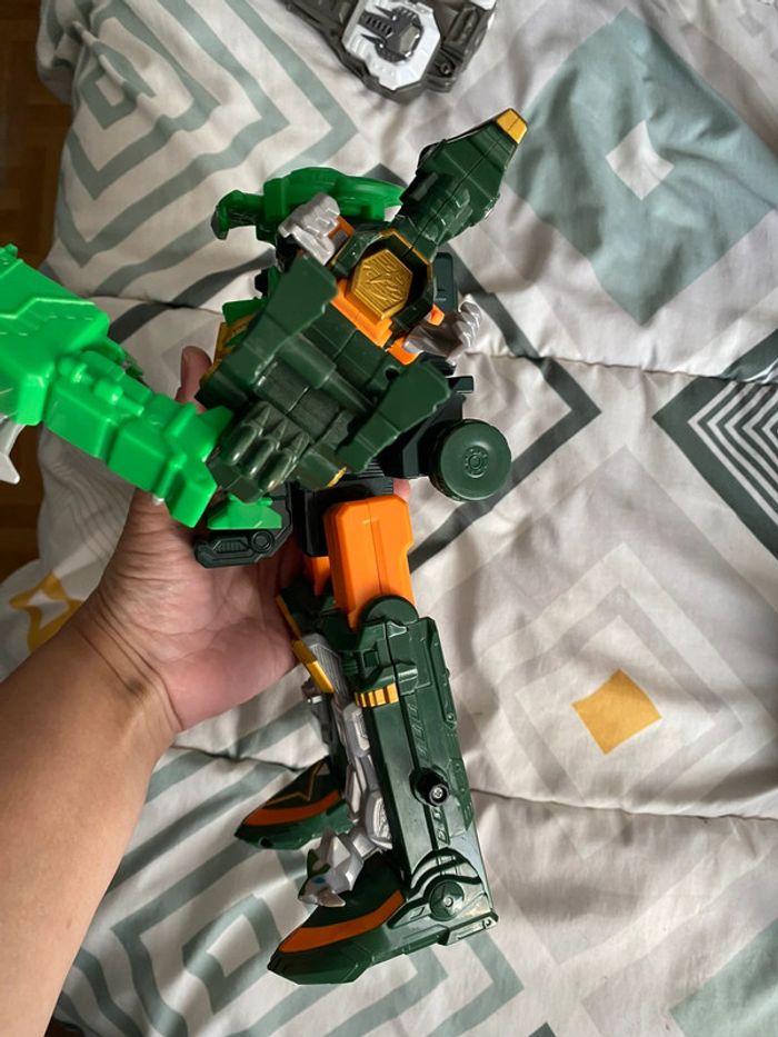 Power ranger megazord - photo numéro 8