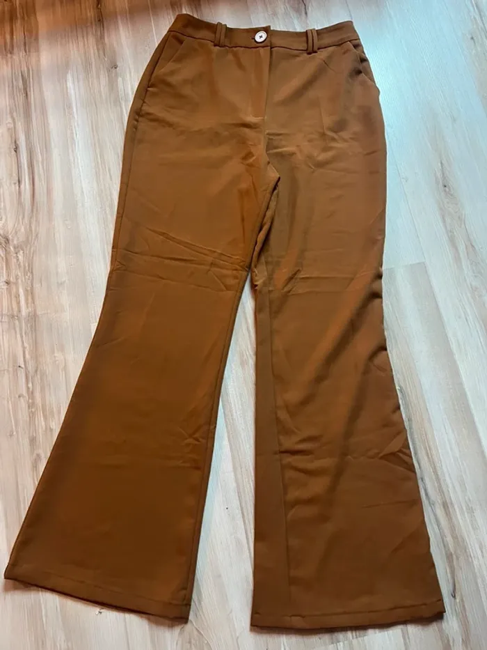 pantalon flare marron bershka - photo numéro 2
