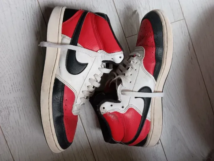 Basket Nike court vision mid nba pointure 41 - photo numéro 1