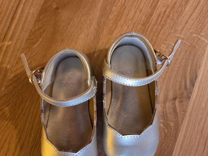 Sandales dorées Okaidi 20 - photo numéro 3