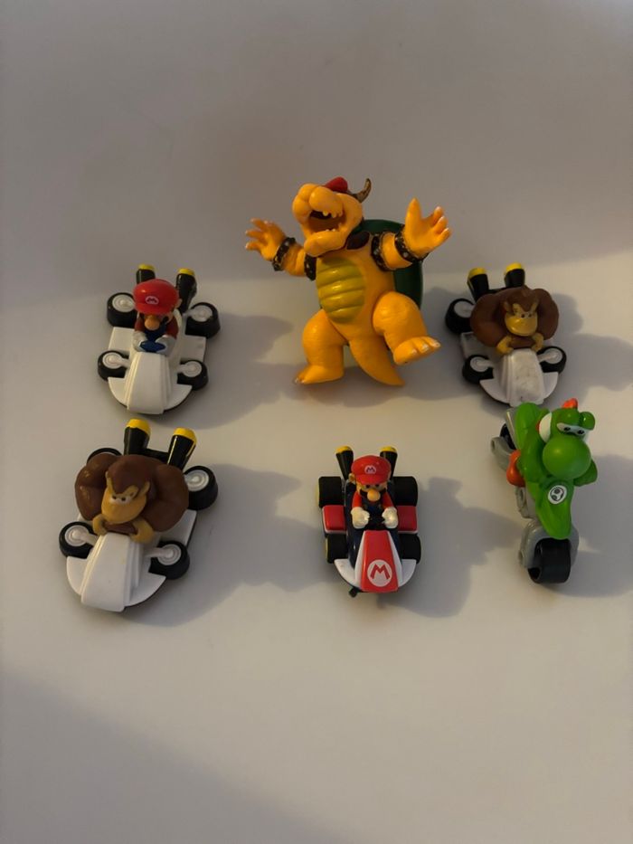 Lot figurine Mario