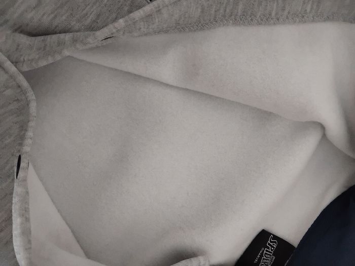 Veste sweat gilet Spiderman, marvel, 6 ans,neuf - photo numéro 5