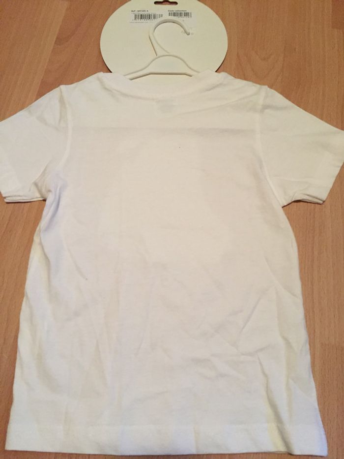 T-shirt MC fille 4 ans neuf avec étiquette - photo numéro 2