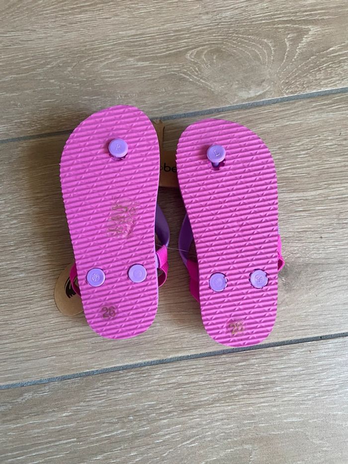 Tongs neuves 26 - photo numéro 2