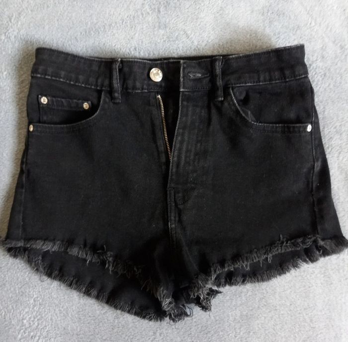 Short noir en jean 36