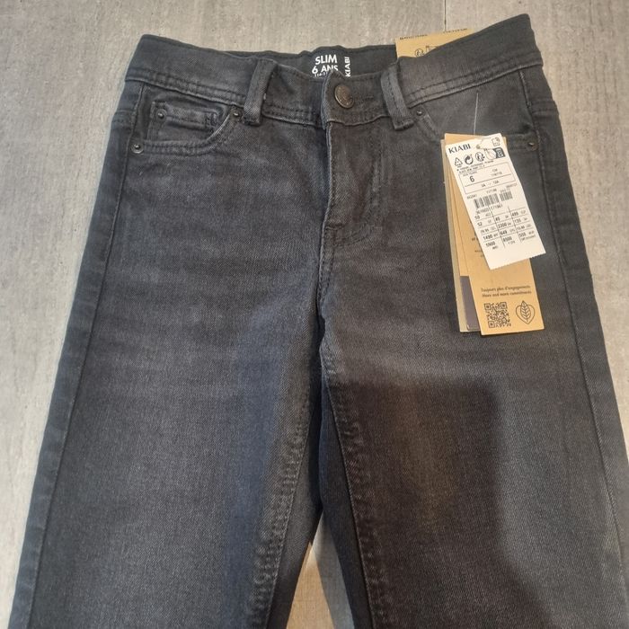 Jean fille Kiabi  6 ans neuf - photo numéro 3