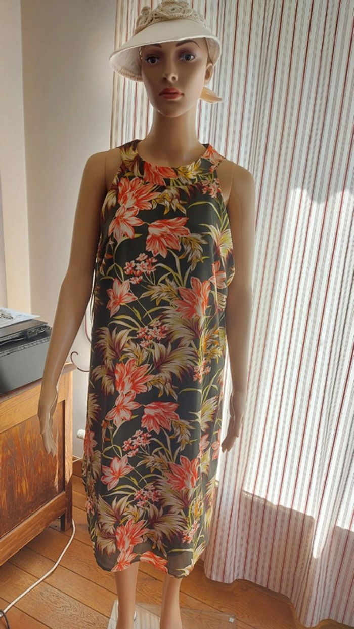 Robe Lola Liza fond vert Fleuries fr 44 - photo numéro 3