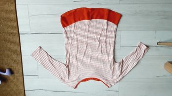 Vêtement femme top haut tee-shirt manches mi longues rayé orange et blanc Camaïeu S