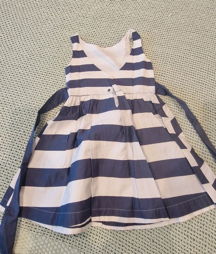 Lot vêtements fille 5/6 ans - photo numéro 10