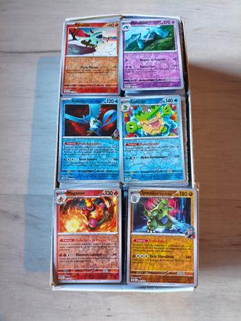 Lot de 100 cartes Pokémon VF en très bon état