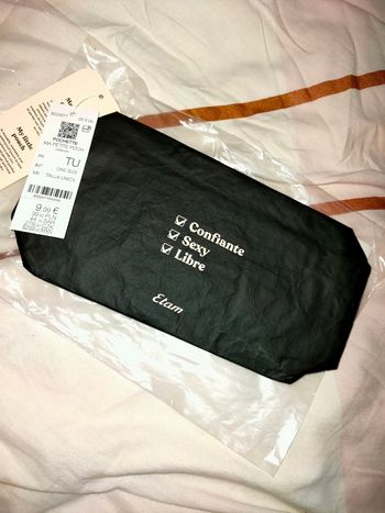 Pochette etam neuf 