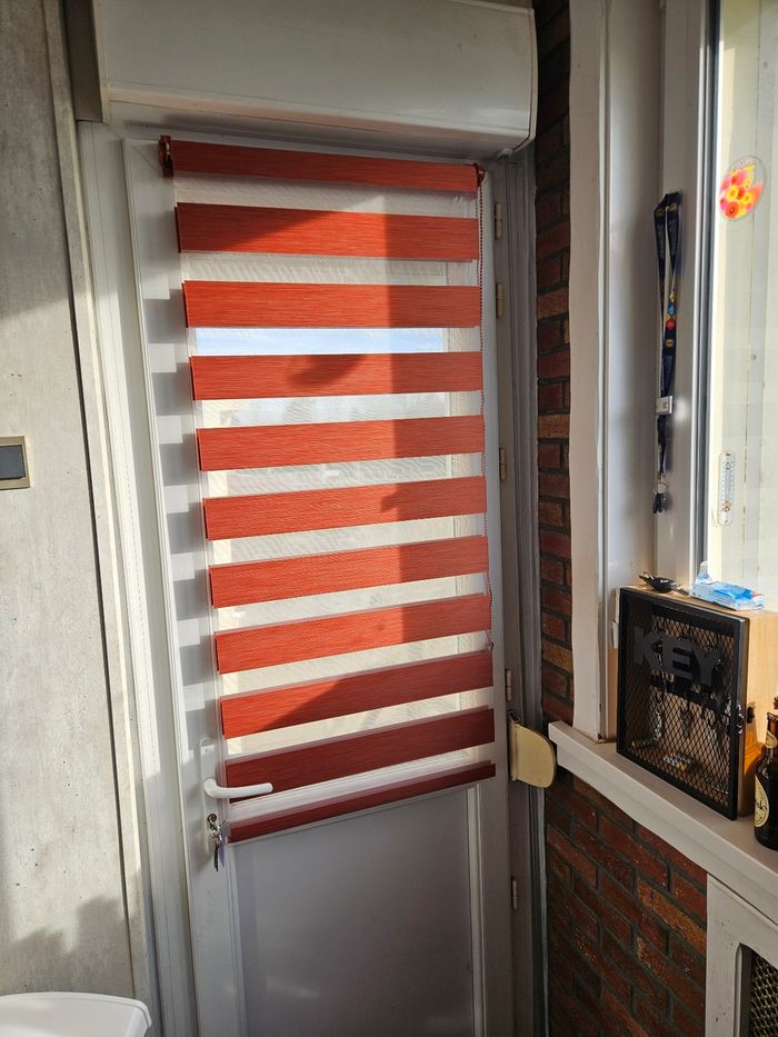 Store enrouleur jour nuit - photo numéro 3