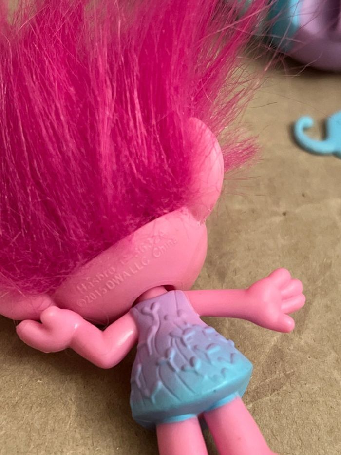 Hasbro Trolls 2015 – Salon de coiffure Trolls DreamWorks – figurine + accessoires - photo numéro 15