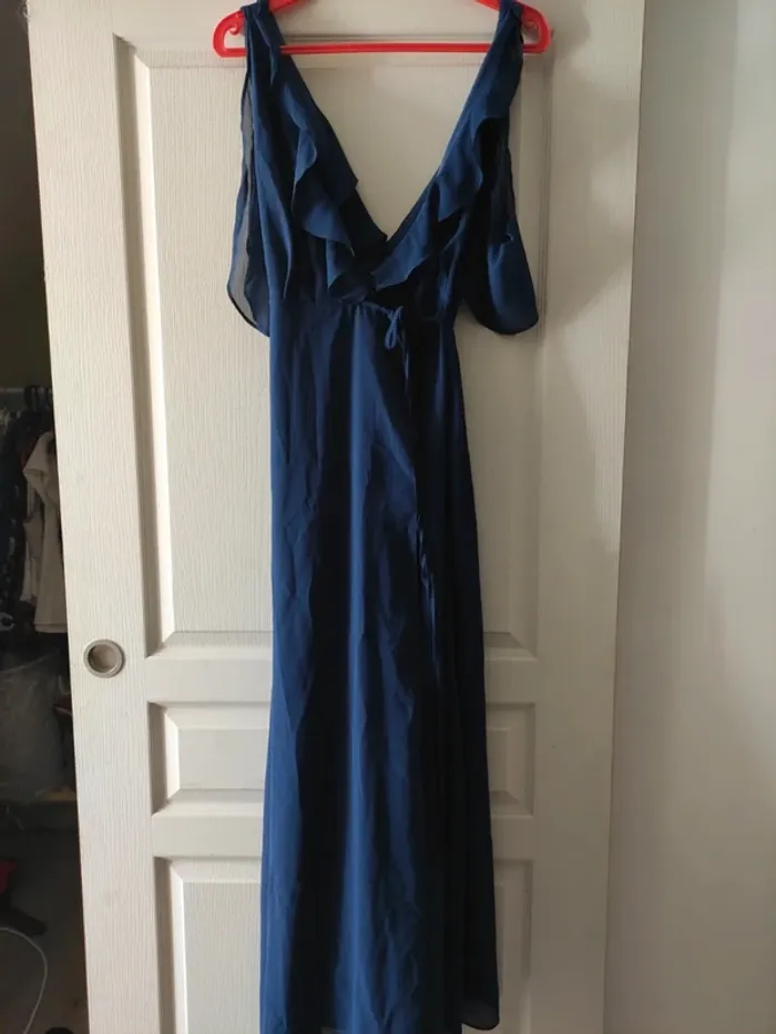 Robe longue bleue marine - photo numéro 3
