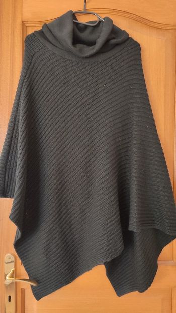 Poncho noir