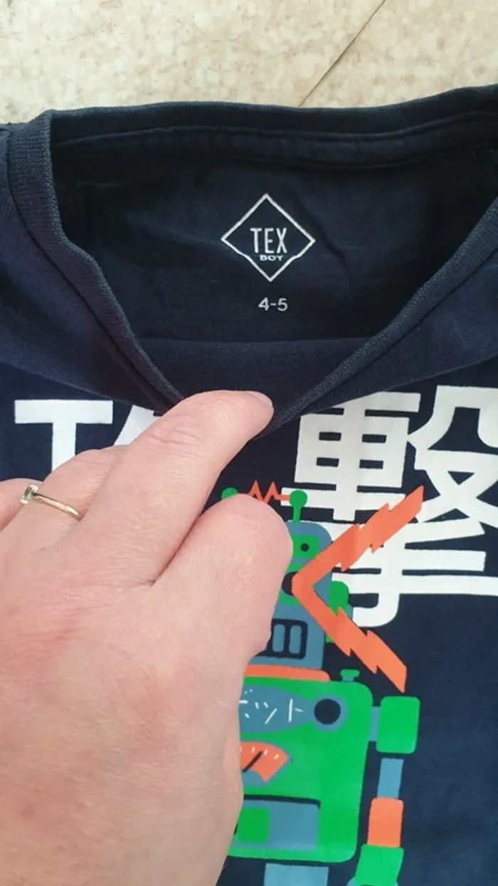T shirt - photo numéro 2