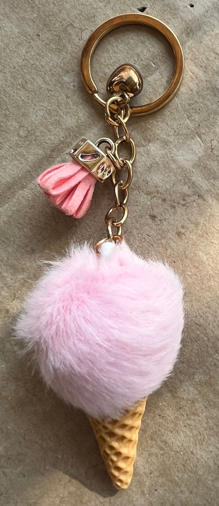 Porte clé pompon
