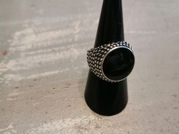 Chevalière homme acier et pierre noire T8