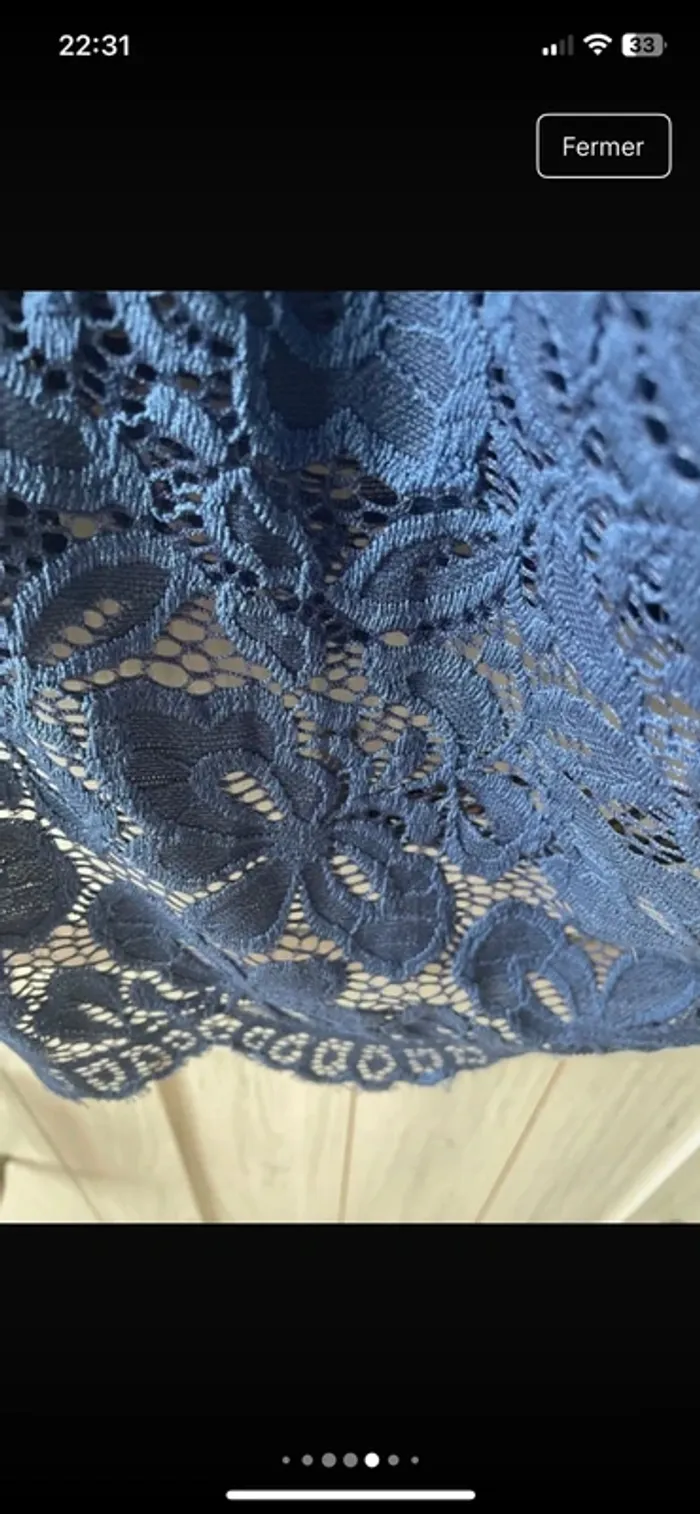 Magnifique robe en dentelle toute doublée en 44 excellent état - photo numéro 2