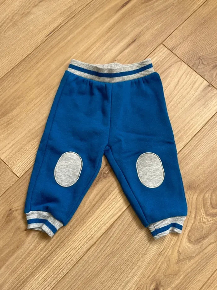 Jogging bleu ourson + chaussettes taille 6mois - photo numéro 2