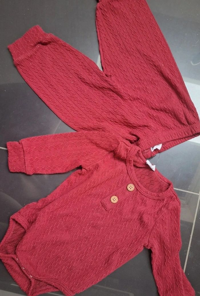 Ensemble bordeaux