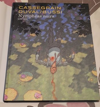 Roman graphique Nymphéas Noirs