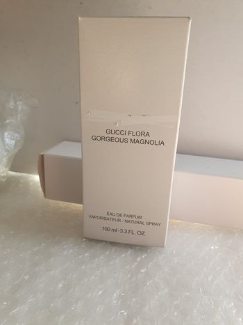 Flora  gorgeous magnolia