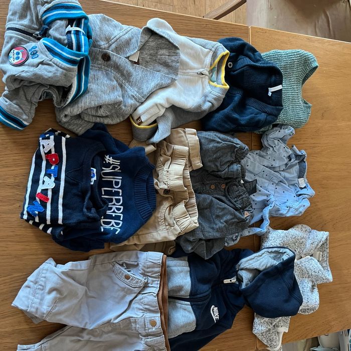 Lot bébé 12mois