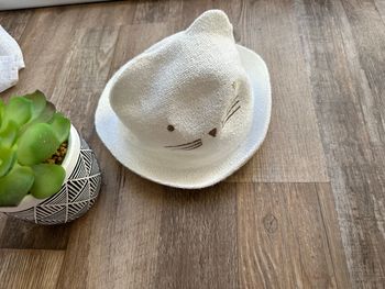 - Chapeau Zara  - 52cm  - Très bon état