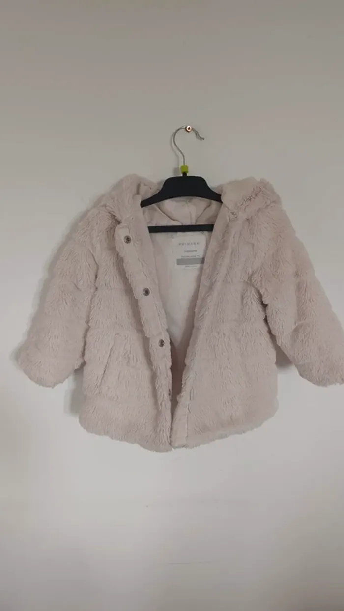 Doudoune primark 18/24 mois