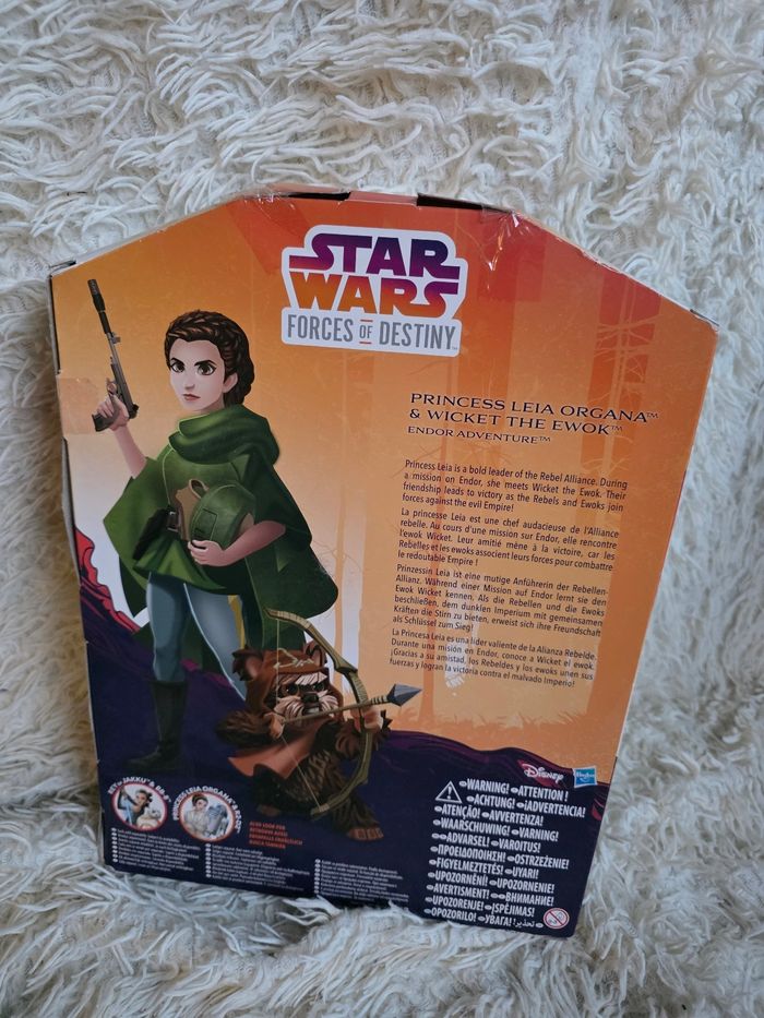 Barbie disney / poupée princesse Leia et ewok disney store - disneyland paris - star wars - photo numéro 2