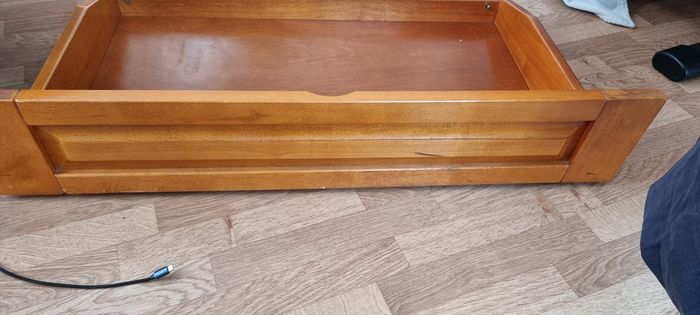 Canapé convertible 3 places en bois massif - photo numéro 8