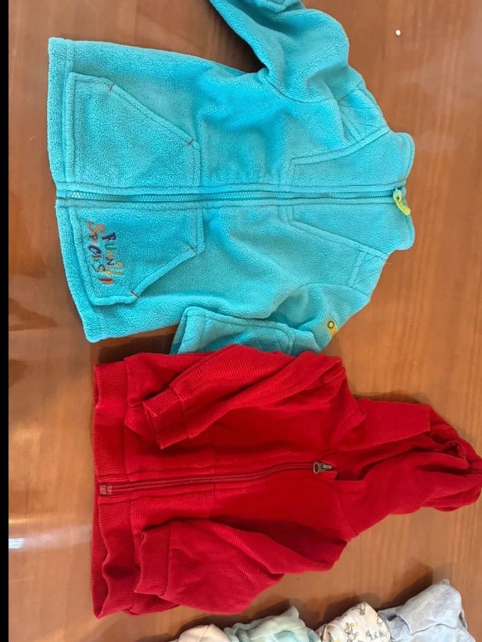 Lot vêtement bébé garçon 6 mois en très bon état - photo numéro 5