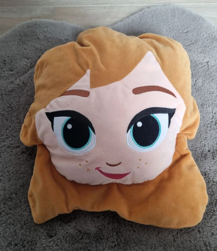 Coussin Anna reine des neiges