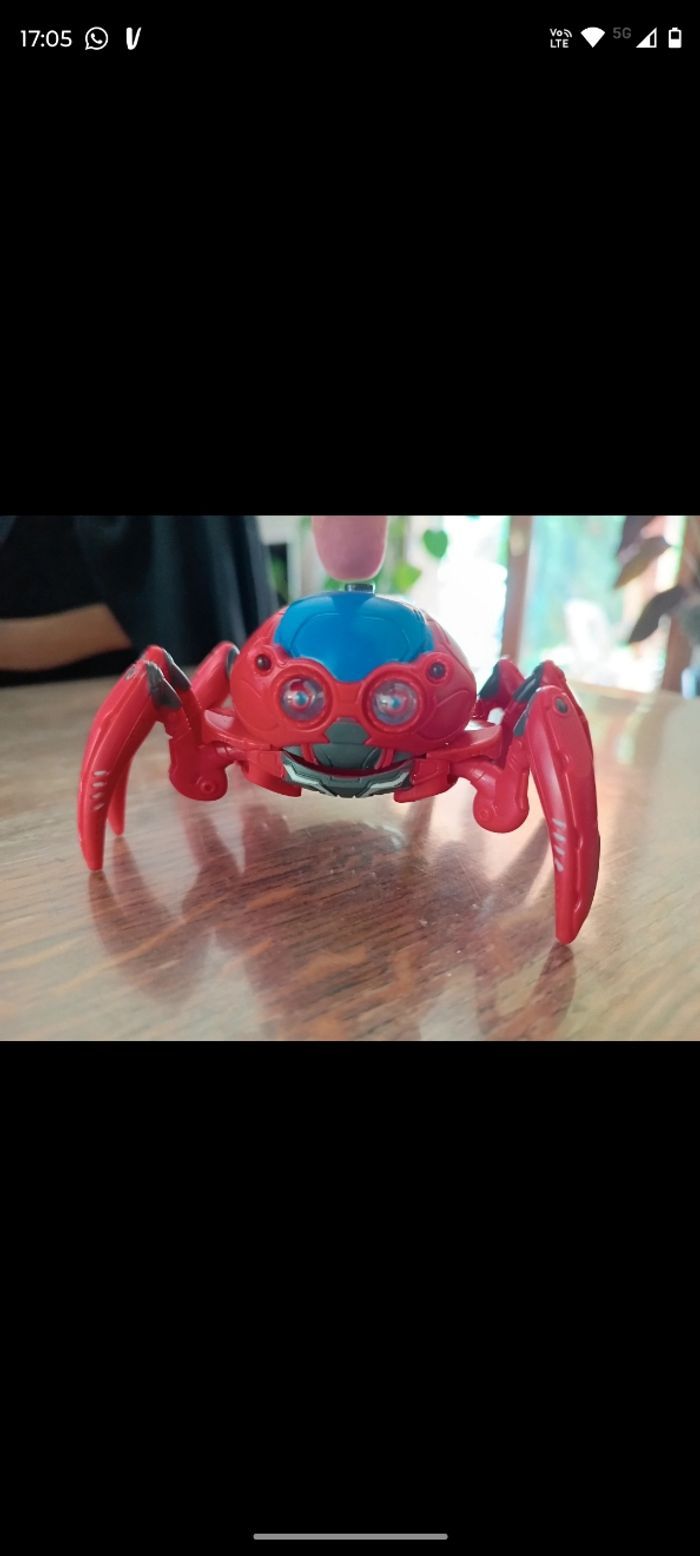 Spider Bot - Araignée électronique Spiderman - Disneyland - photo numéro 3
