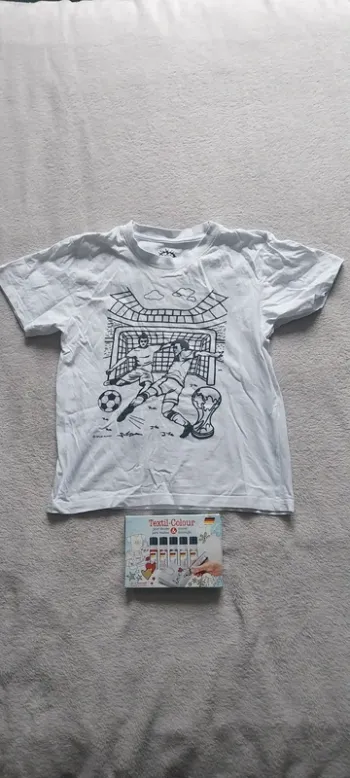 Tee shirt à colorier 9/11 ans