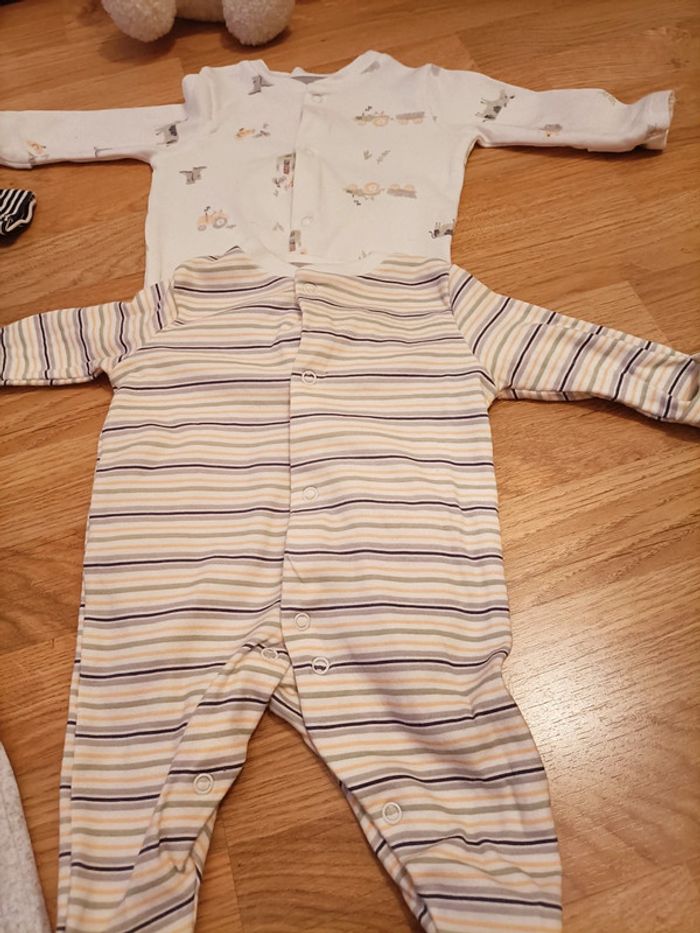 Grenouillères 6-9 mois - photo numéro 3