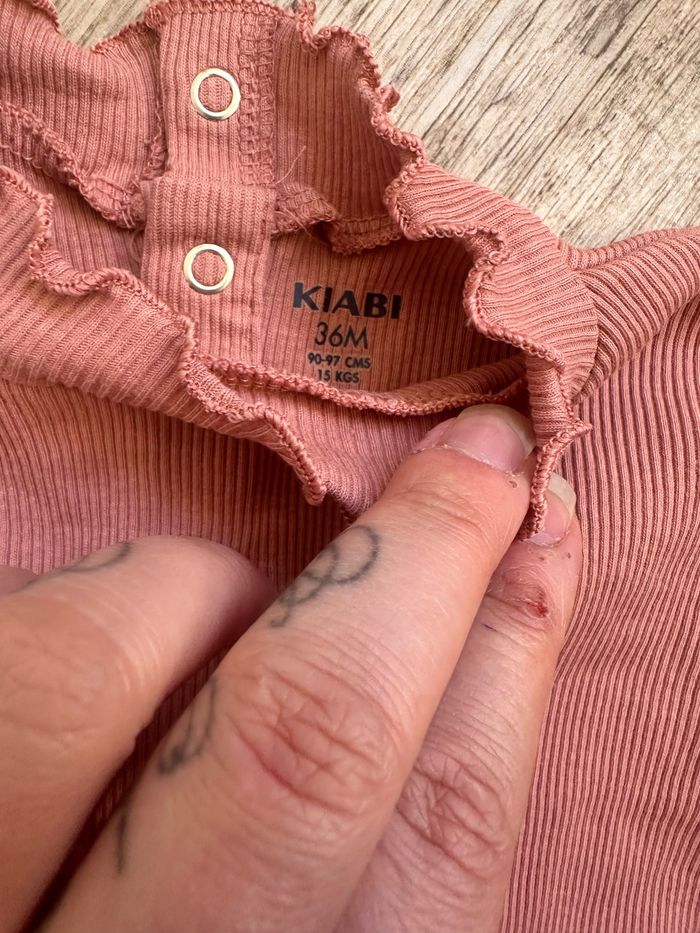 Pull  couleur rose saumoné kiabi 3 ans - photo numéro 4