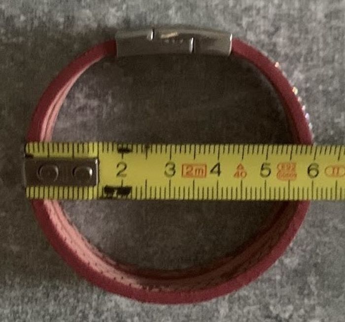 Bracelet manchette rose argenté, fermoir magnétique - photo numéro 5