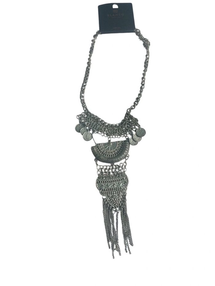 Collier blanco