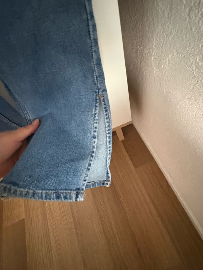 Jeans fente - photo numéro 2